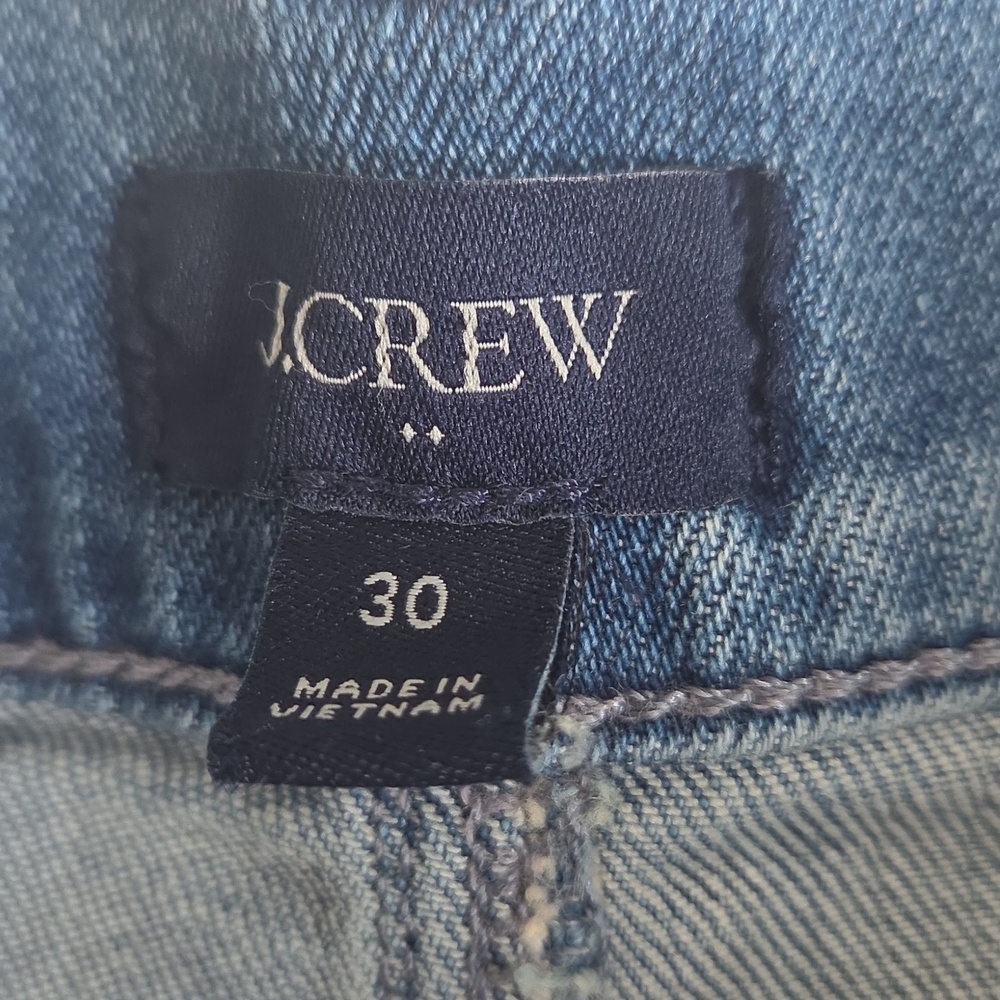 J Crew Blue Utility Denim Button Fly Light Wash Mid-length Shorts sz 30 Like New - Picture 5 of 8
